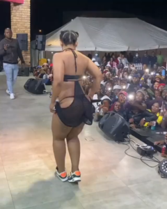 Zodwa Wabantu Removes Panties On Stage
